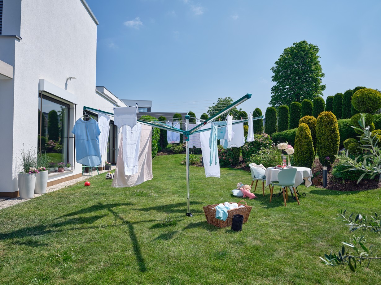 Uscătorul de rufe tip umbrelă nu este "doar un uscător"